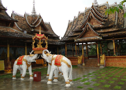 【4星溫泉】昆明、大理、麗江、西雙版納3飛7/