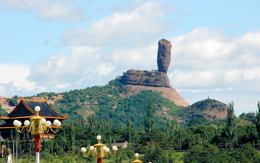 避暑山莊、普寧寺、小布達(dá)拉宮雙汽2日