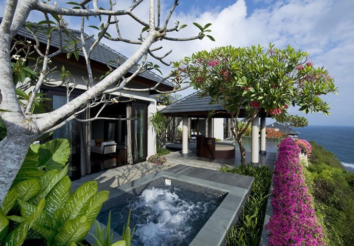 巴厘島、香港3天自由行6晚8天**2晚泳池別墅2晚泳