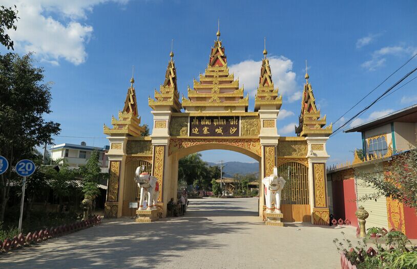 昆明、騰沖、芒市、瑞麗三飛/四飛6日