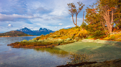 <海洋極光號南極 南美四國30日>1月24日，北京 上